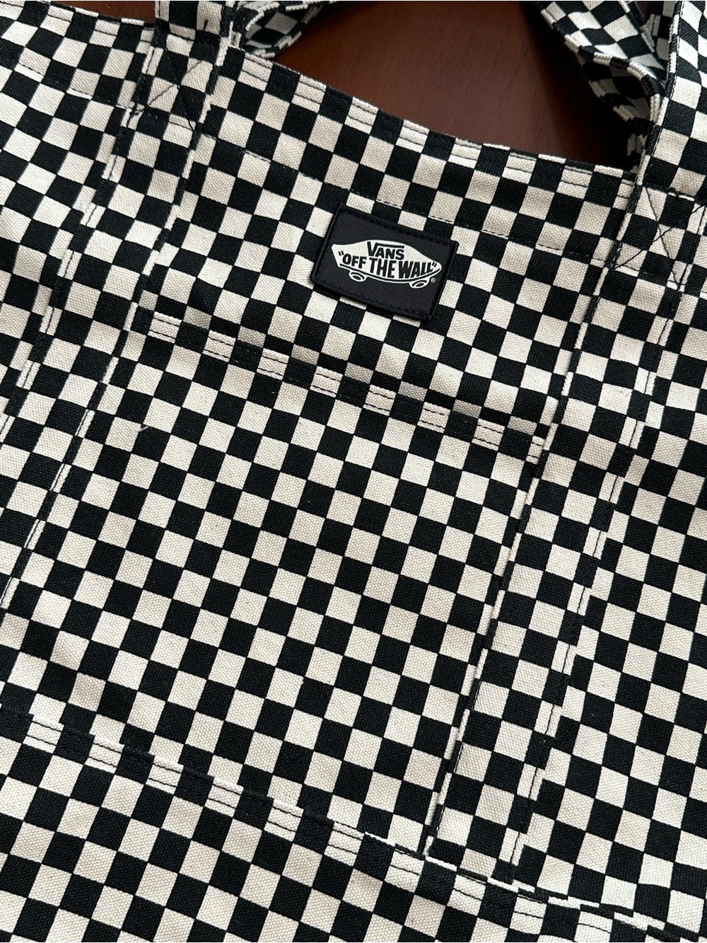 Vans Checkered Zip Tote Bag with Dual Top Handles - Picture 3 of 8